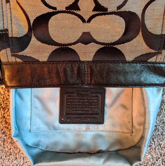 Mini Leather Coach Purse - Picture 4 of 4